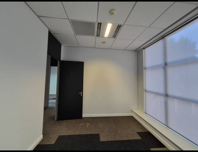 177M² OFFICE TO LET IN ILLOVO